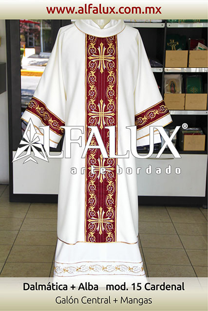 DalmaticaCardenalGalCentralMangas